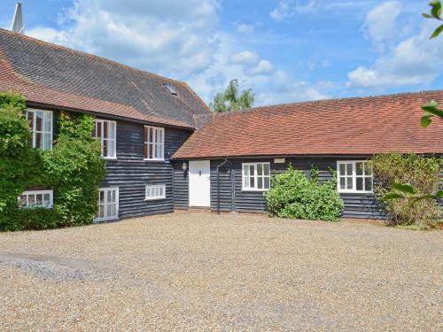 Leigh House | Priory Barn
