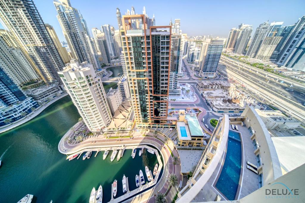 Dubai Marina Apartment | Pristine 1BR in The Address Residences Dubai Marina by Deluxe Holiday Homes