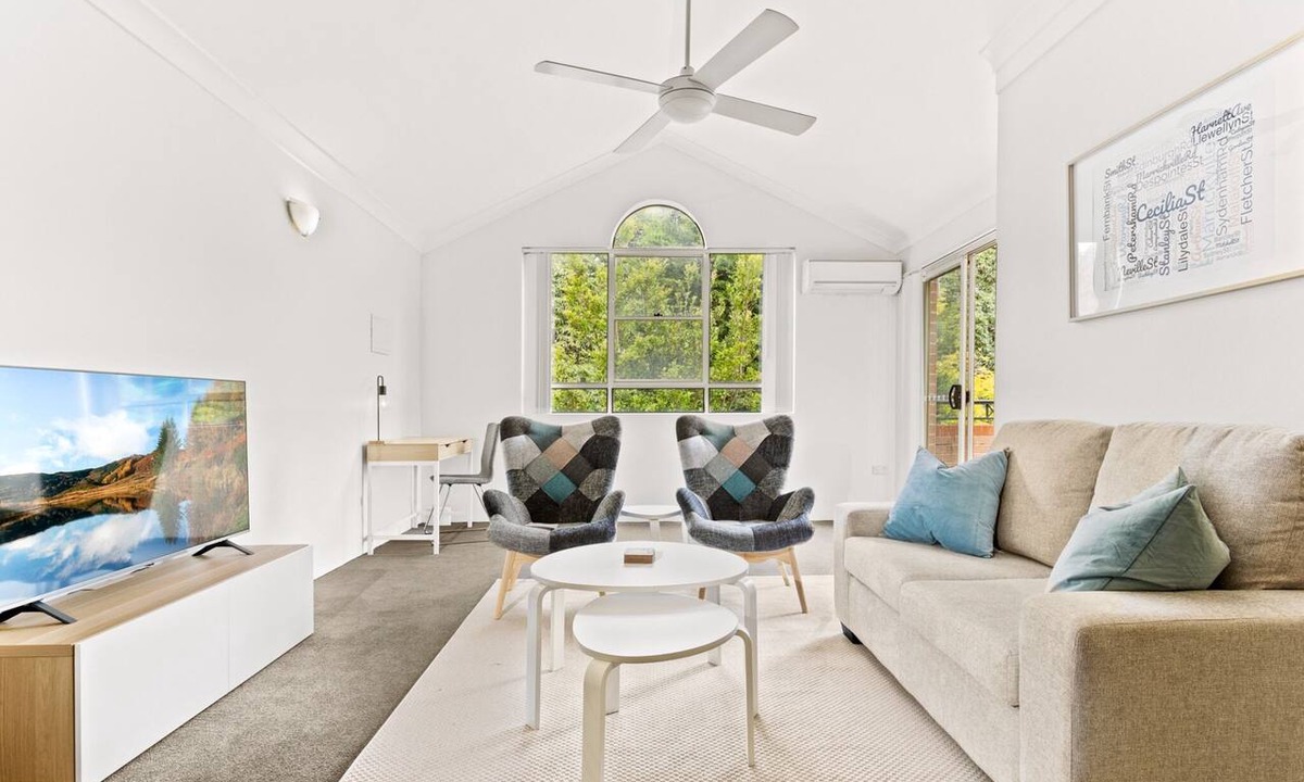 Marrickville Apartment | Pristine 2-Bed Near Marrickville Village