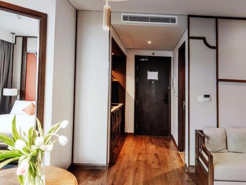 Suoi Nuoc Beach Apartment | Pristine Coast Residences