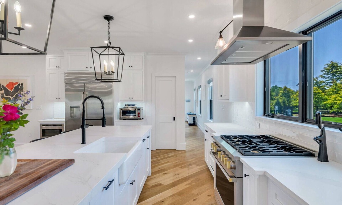 Mattituck House | Pristine new construction in the heart of the North Folk, just under an.