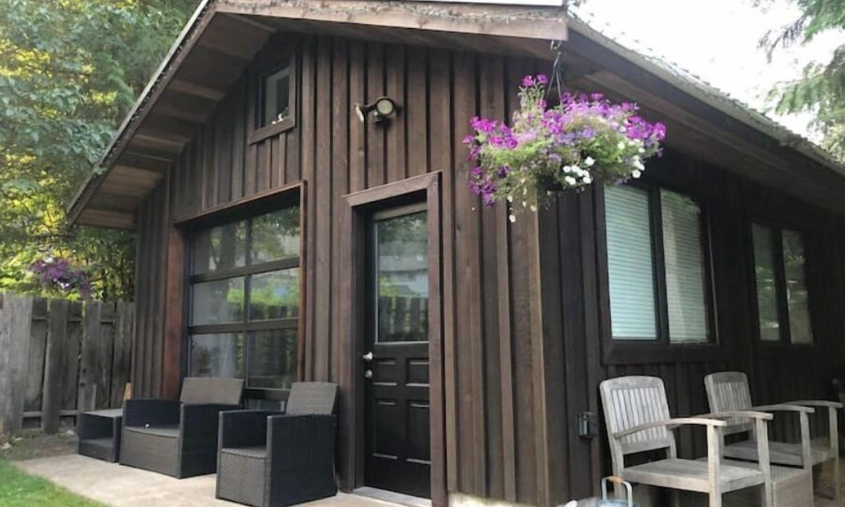 Garibaldi Highlands Cabin | Private 1bdrm+loft Cabin/Cottage