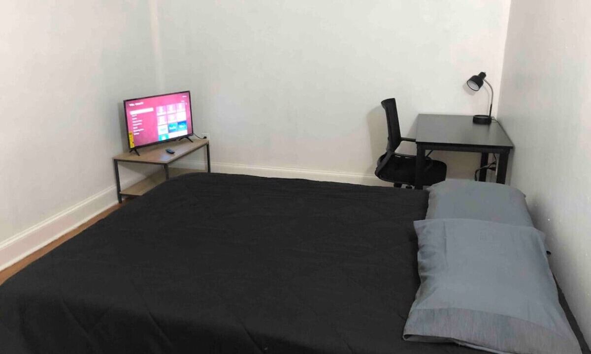 Paterson Apartment | Private 2-bedroom apartment, private entrance, MetLife Stadium World Cup 30 mins