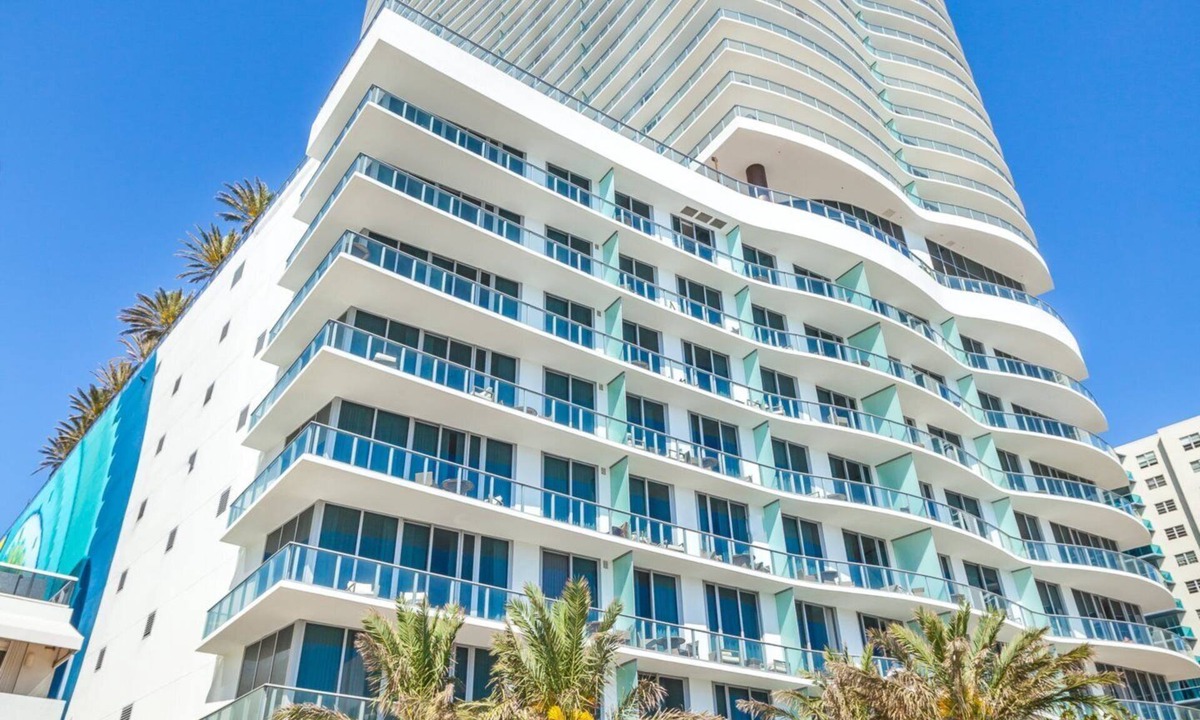 Hollywood South Central Beach Condo | Private 2BR Side Ocean View at Hyde Beach Resort