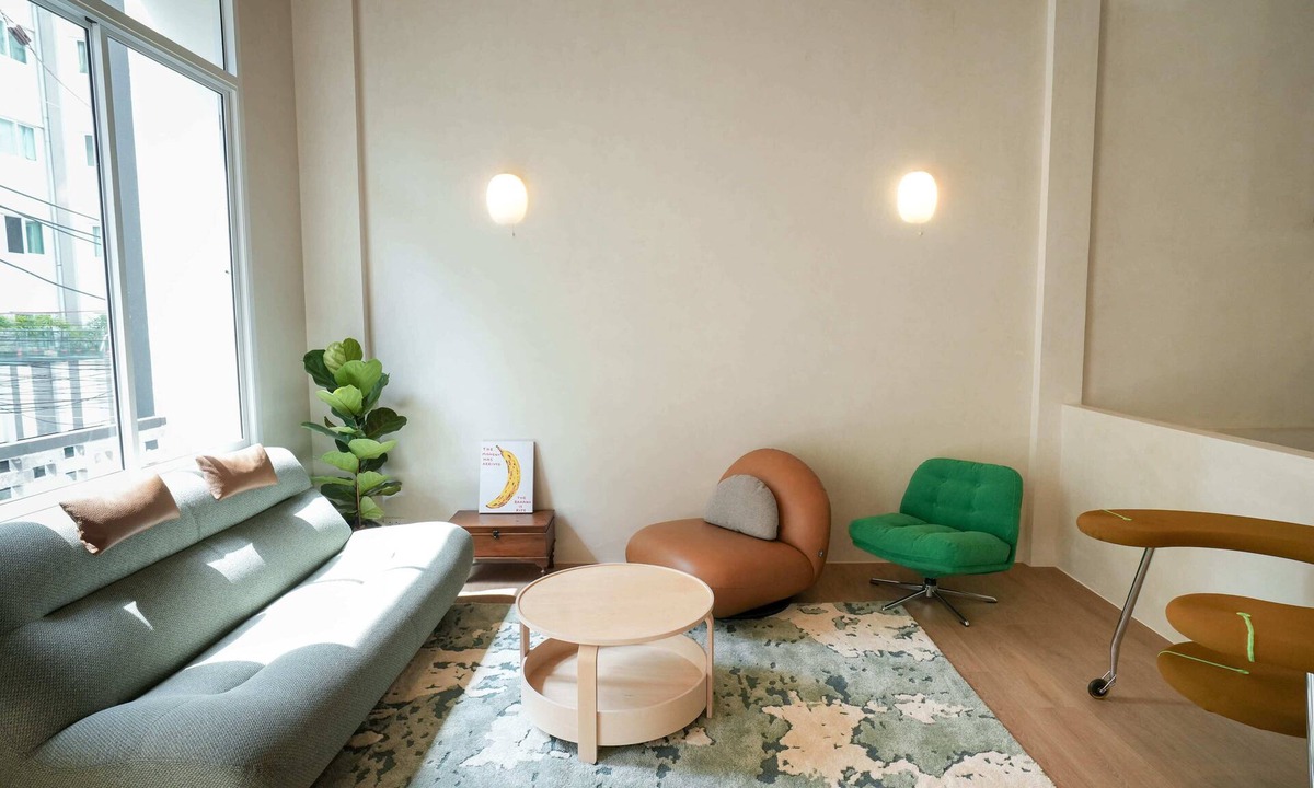 Bouvet Island House | Private 3-Bed Ensuite w/bath Townhouse BTS OnNut
