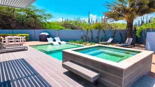 Esmeralda House | Private 3BR Villa3Min to Beach & Golf2 Pools