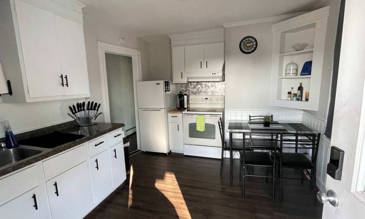 Middletown Apartment | Private Apt in Middletown-Wesleyan 101