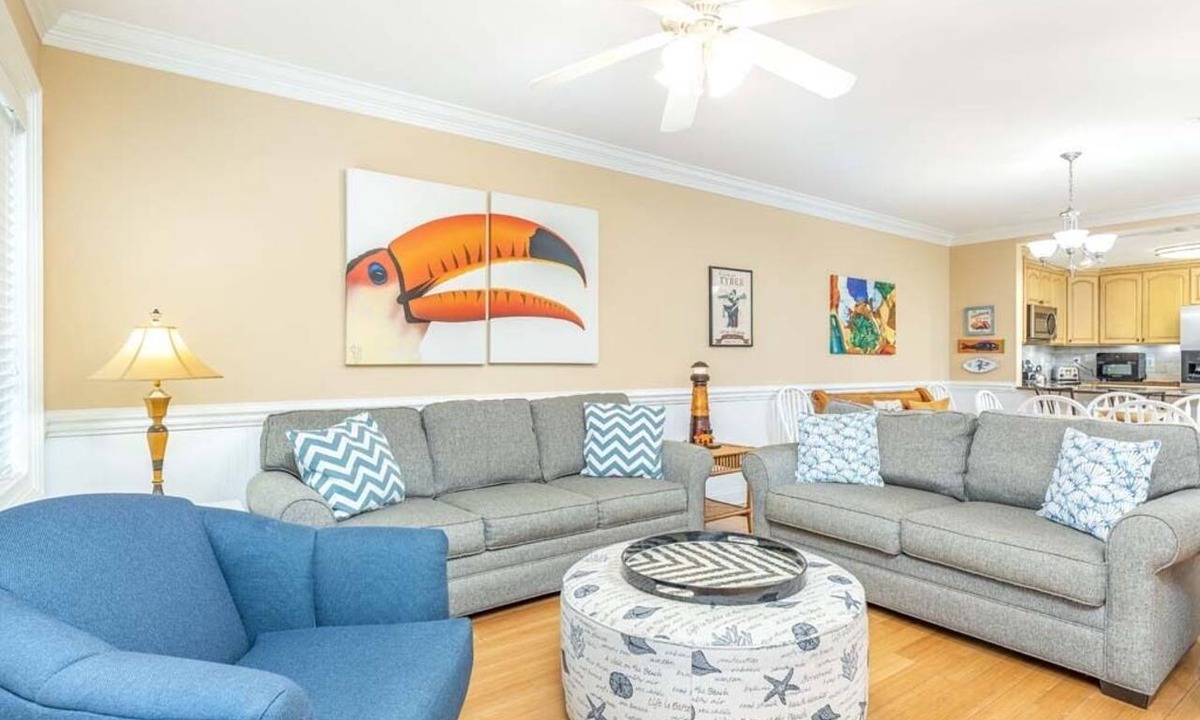 Tybee Island Condo | Private Balcony, Community Pool, 30 Yards to Beach
