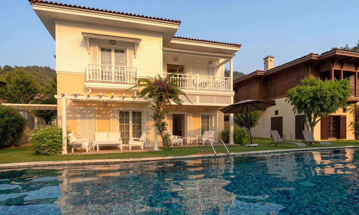 Gocek Villa | Private Beach Access - 2BR, Centrally Located, Deluxe Villa in Portville, Göcek