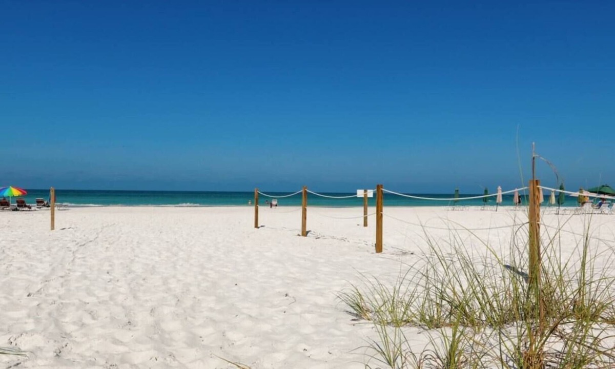 Siesta Key Condo | Private Beach Access - Siesta Key 2 BD/2Bath Condo - New Furnishings!