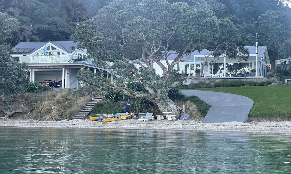 Whangateau House | Private Beach front property in Paradise