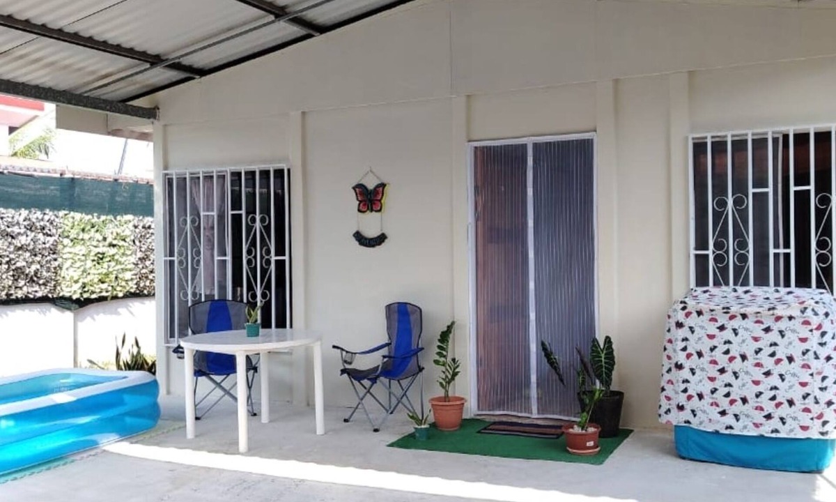 Parrita Condo | Private Beach House 200Mbps WiFi 5 min to Beach Quiet & Safe