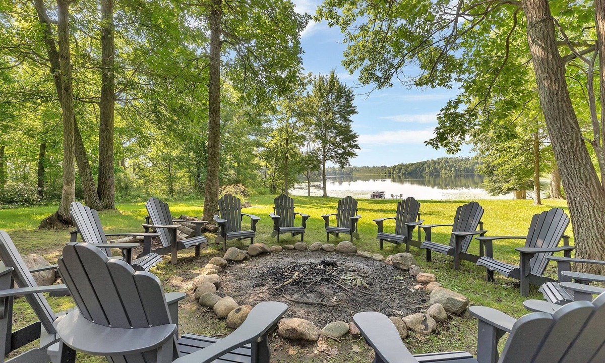 Deerwood House | Private Beach Oasis on quiet lake-Sauna! Make family memories here!