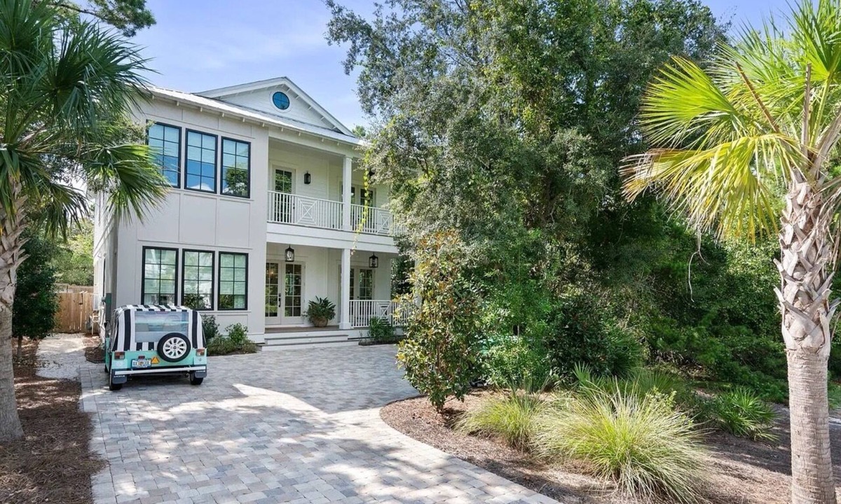 White's Gulfview House | Private Beach! Private Heated Pool! 5BR, 4 KING Bedrooms, Sleeps 10