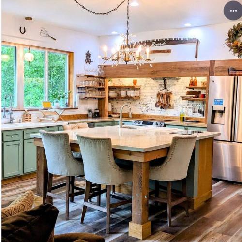 Covington House | Private Beach, secluded!