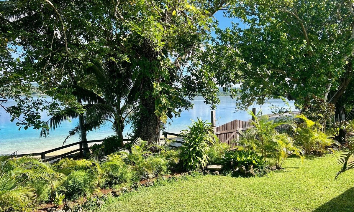 Port Lautour Villa | Private Beachfront Paradise on Aore Island