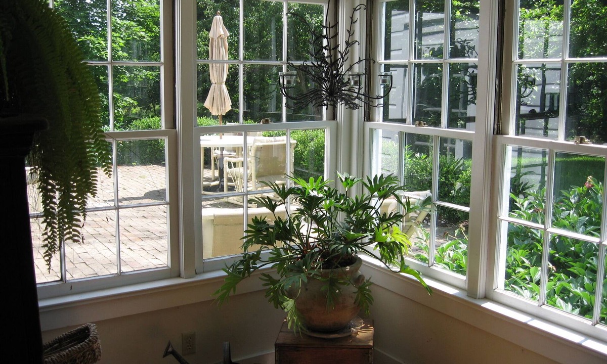 Clinton Corners House | Private bed& bath in 1860s farmhouse, access to total house and patio, porch.