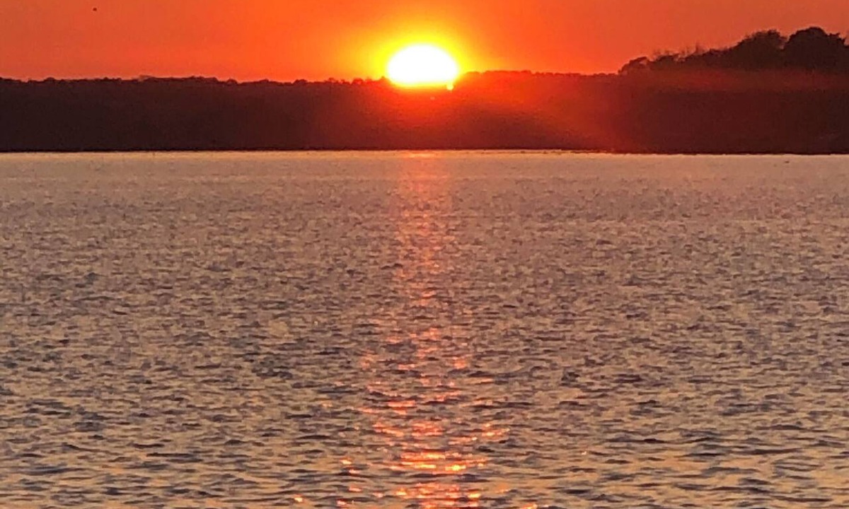 Fort Gaines Cabin | Private Cabin on Water-Fish & Boat from YOUR DOCK-BEST Sunsets, no stairs! PetsY