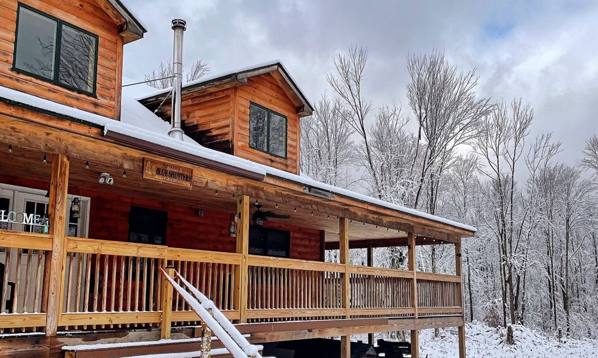 Moscow Cabin | Private Cozy Cabin on 165 acres in Poconos. Pool Room, Sauna, Poker, Hunting!