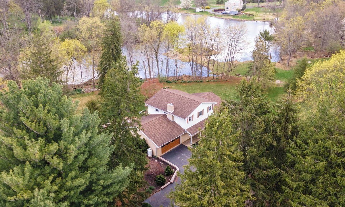 Newville House | Private CREEKside fireplc pool table KING bed patio BBQ AC WIFI nature lovers