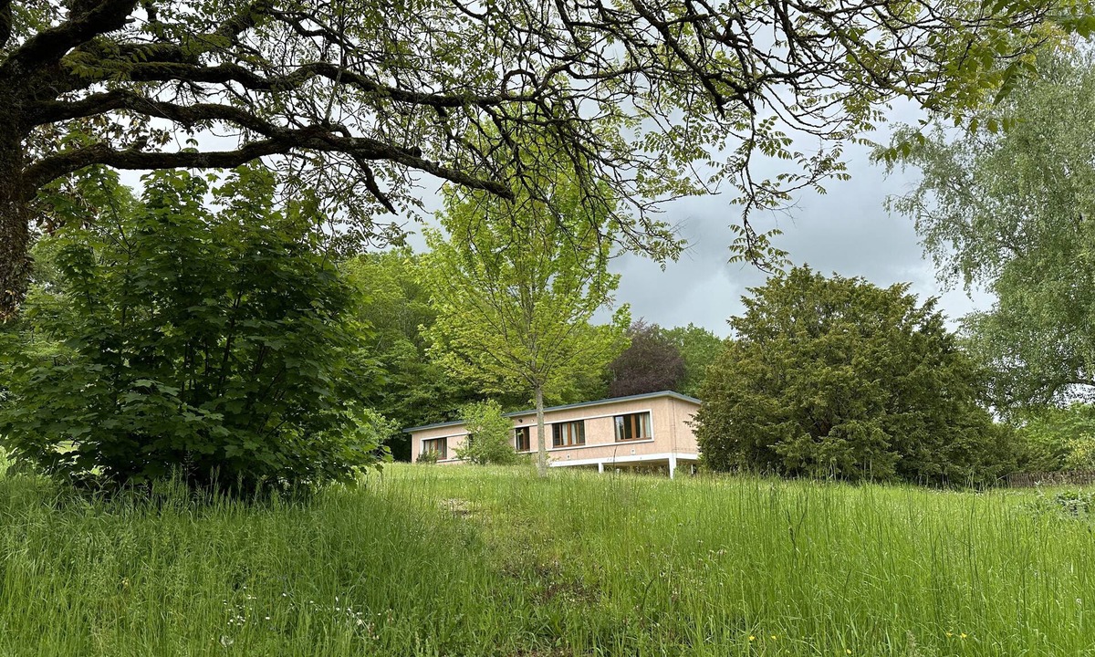 Saint-Pierre-de-Maille House | Private room for 4 guests at Domaine de Puygiraud sur L'Anglin