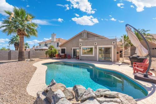 Foothills House | Private Golf Oasis with Pool Patio and Mtn Views