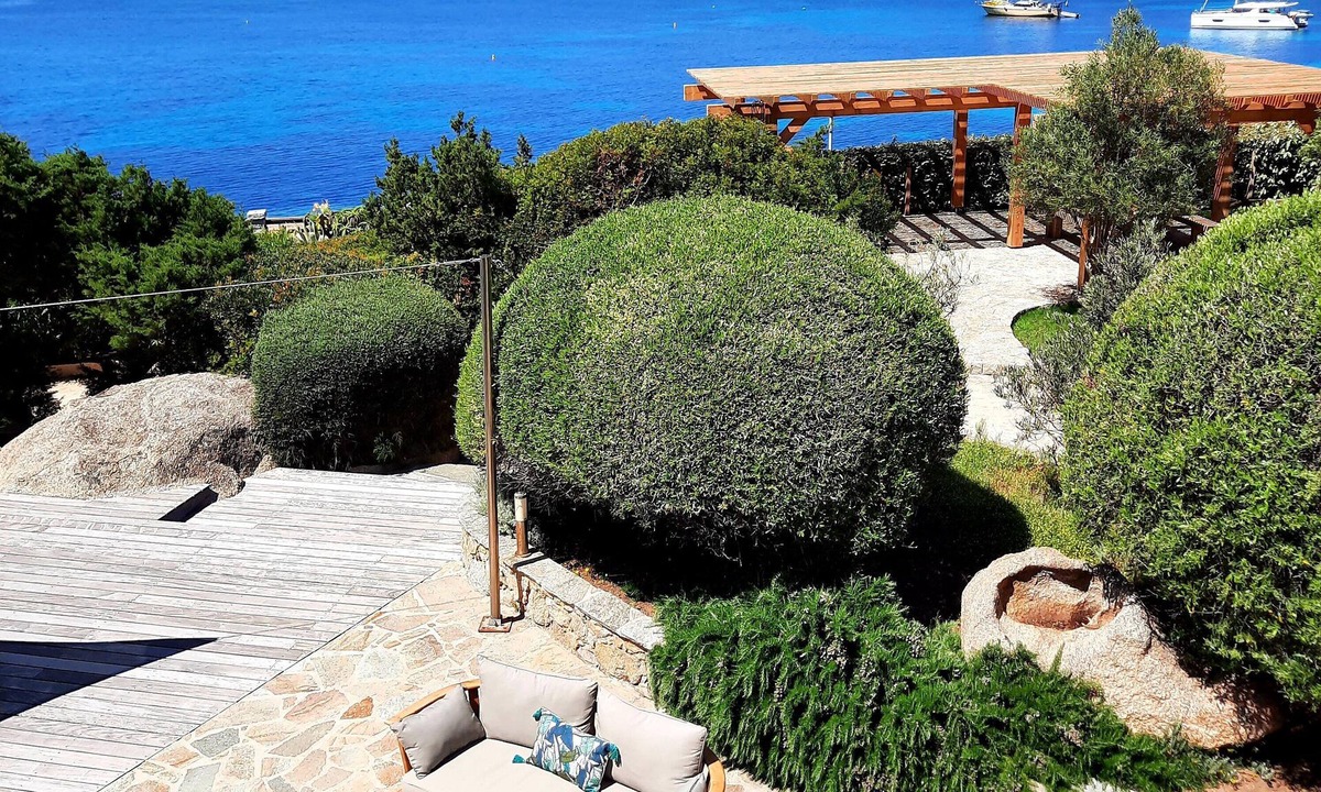 Tizzano Apartment | Private ground floor with large garden and heated pool. Sea view, Tizzano