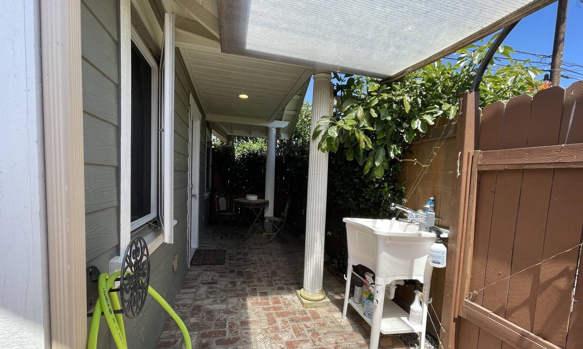 Oxnard Apartment | Private Guest House for one/two -by The Collection