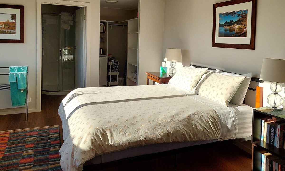 Forth Bed & Breakfast | Private Guest Suite with Stunning Views