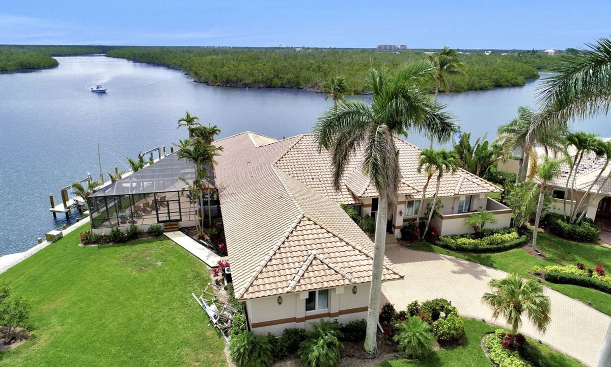 Marco Island House | Private Half Acre Waterfront Estate