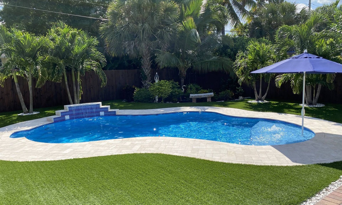 West Palm Beach House | Private Heated Pool, Less than 10 Minutes to Beach and Downtown West Palm Beach!