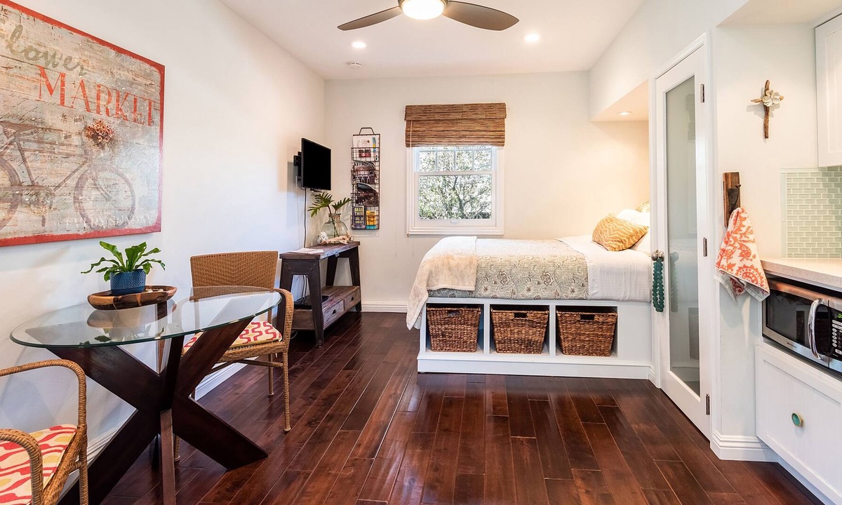 Hermosa Beach Apartment | Private Hermosa Studio in Most Desirable Area