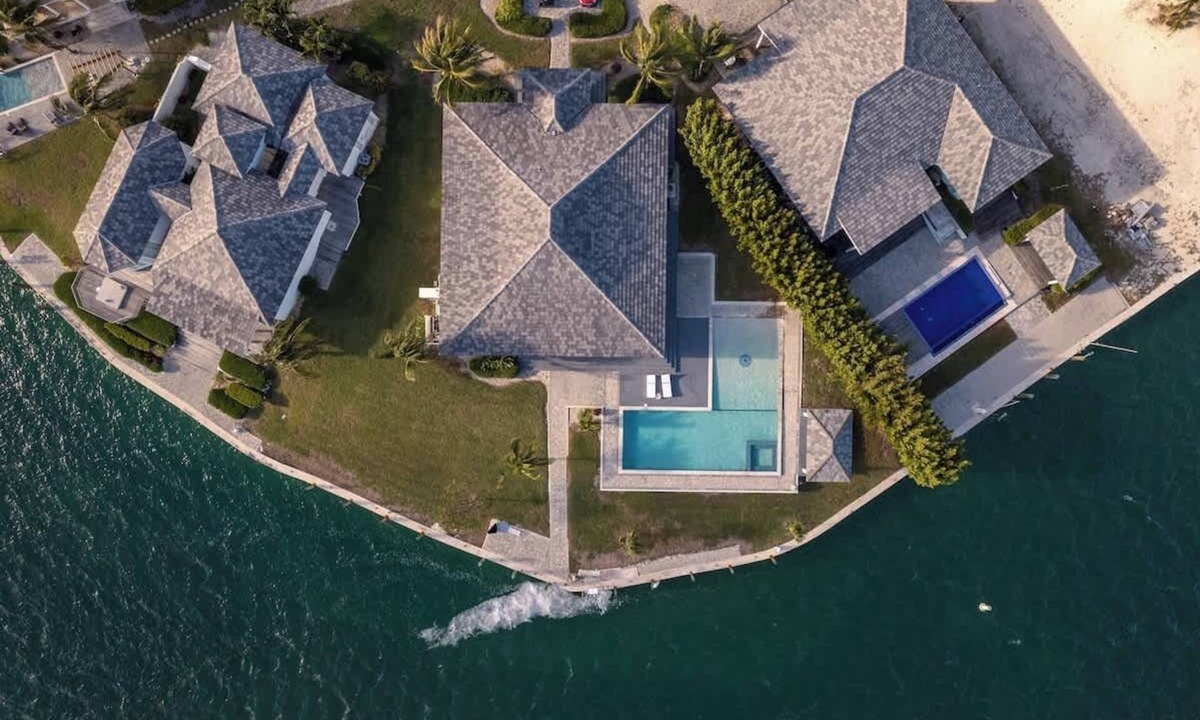 Bailey Town House | Private Island Luxury Villa