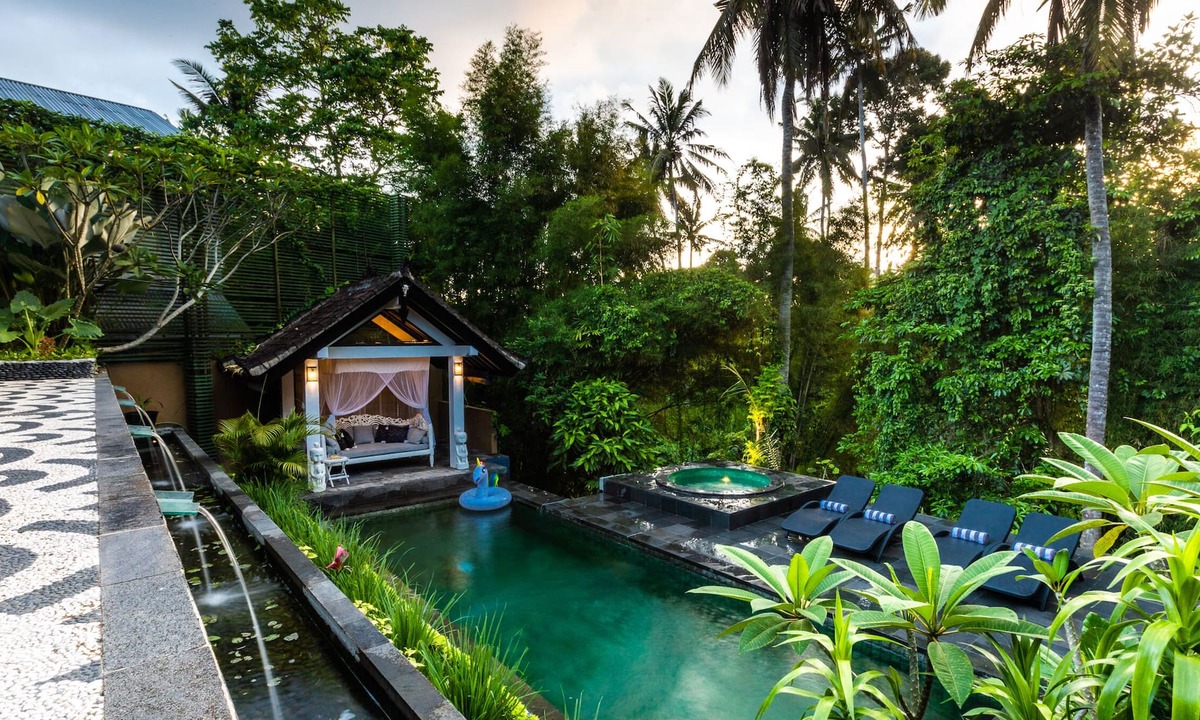 Petulu Villa | Private Jungle Oasis with a Pool, Sauna, Hot Tub, Cold Plunge