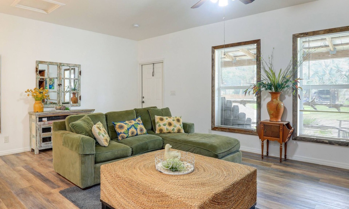 Palm City Cabin | Private Lake Access, Enjoy Serenity @ Bunk South