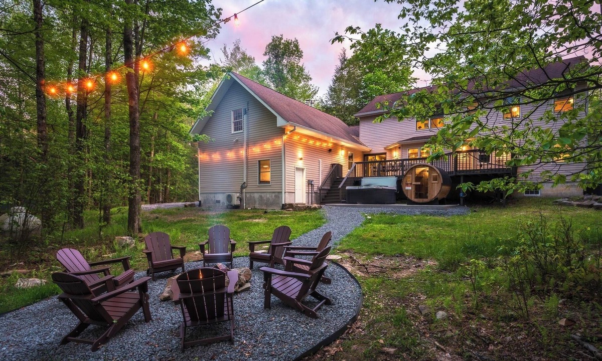 Blakeslee House | Private Lake Access! Swim Spa, Game Lounge, Sauna