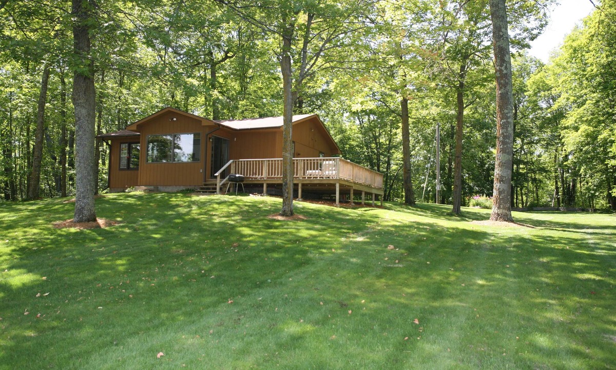 Blackduck Cabin | Private Lakefront Cabin on Moose Lake w/Dock, Firepit & Fishing – Blackduck MN