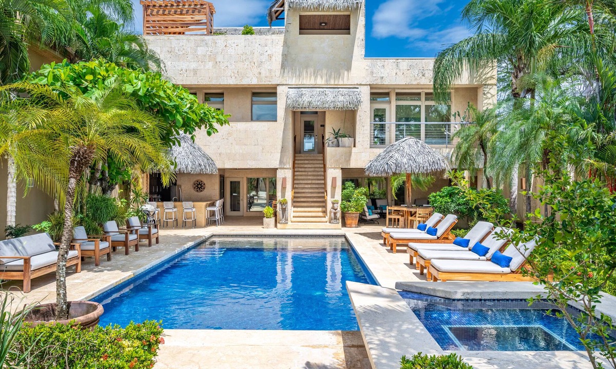 Potrero Villa | Private Luxurious Beachfront Villa with Chef, Household Staff, Concierge