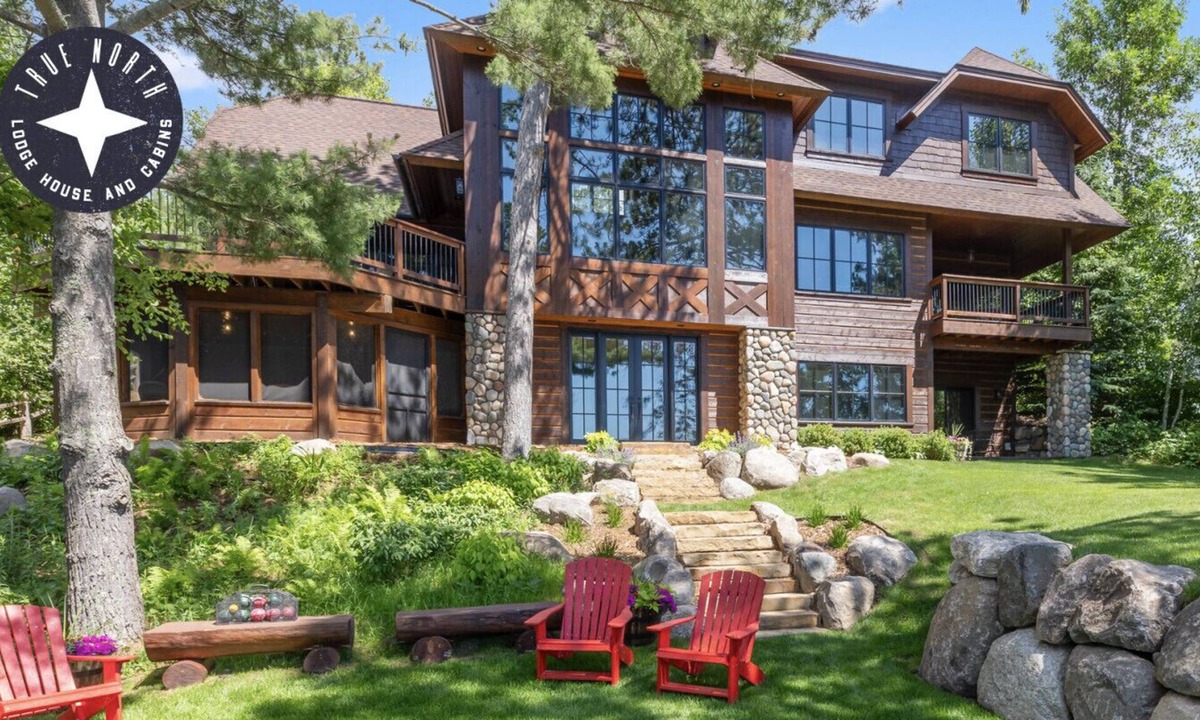 Nisswa House | Private Luxury Compound on the Gull Lake Chain with Theater, Tennis, Sauna, Hot Tub (25+ pp.)