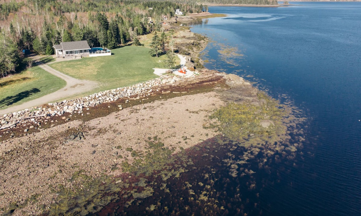 St. Andrews Cottage | Private Luxury Oceanfront Cottage near St. Andrews w/hot tub & pool