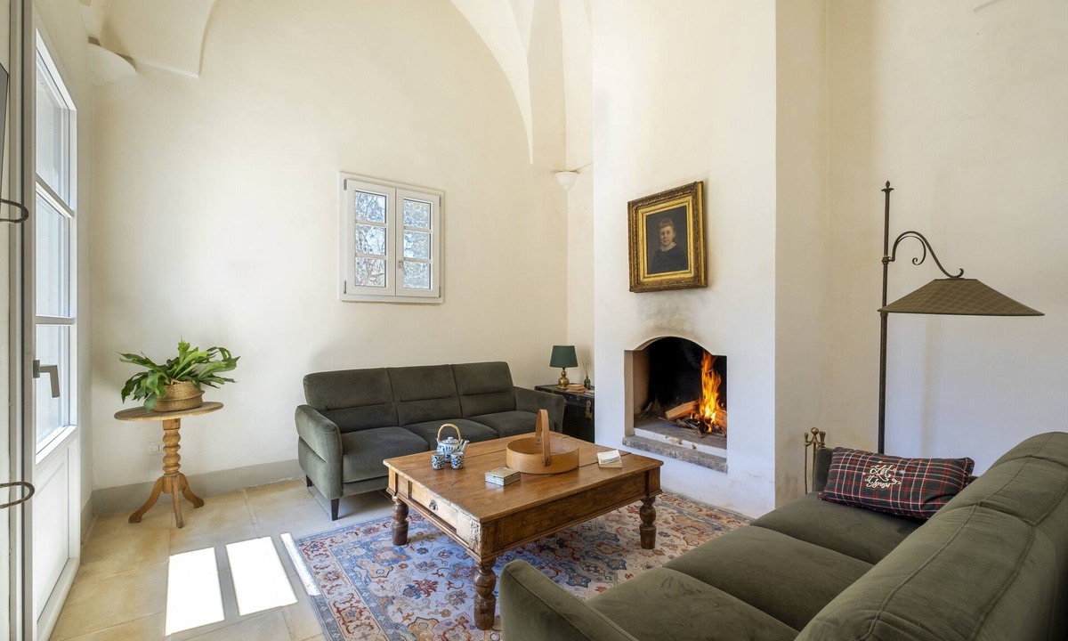 Monteroni di Lecce Villa | Private Masseria near Lecce: 4 Bedrooms, 5 Bathrooms, Spacious Outdoor Areas