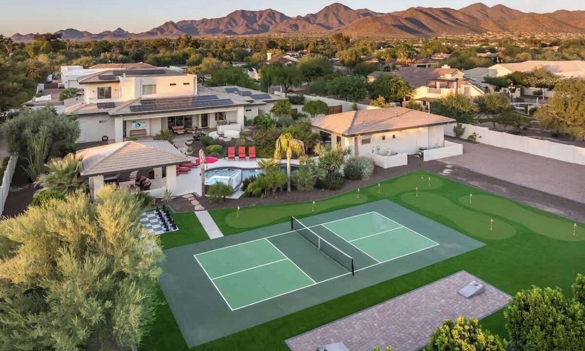 McDowell Ranchos House | Private Mini-Resort w/Salt water pool & spa- NEW!