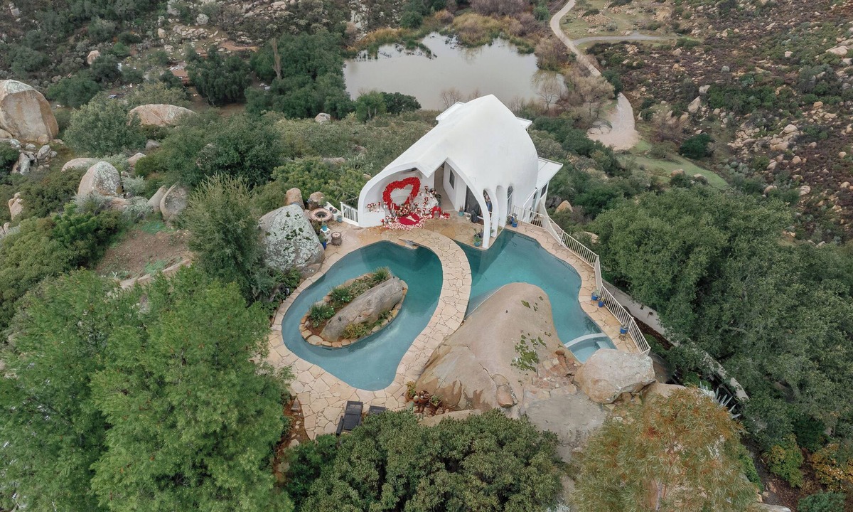 Jamul House | Private Mountaintop Retreat with Lagoon Pool