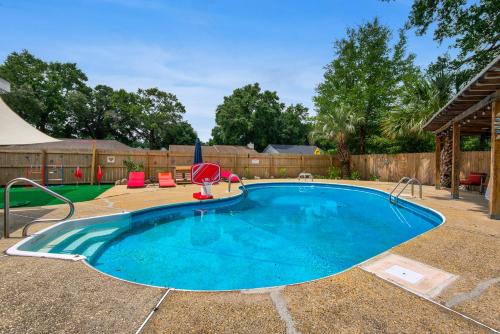 Northeast Pensacola House | Private oasis, Pool, Downtown PNS & Beach 3BR-2,5BT