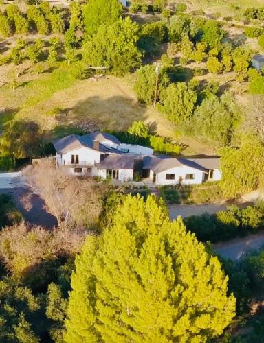 Meiners Oaks Villa | Private Ojai Hillside Retreat with Pool & Views