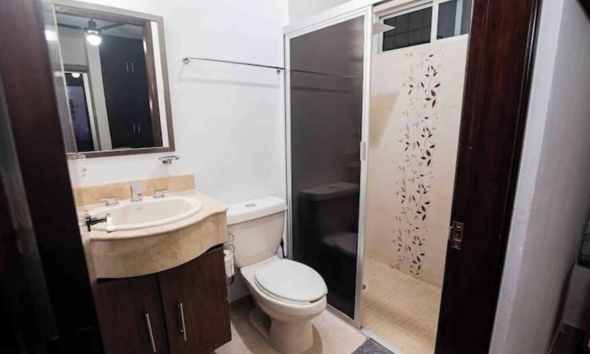 Merida House | Private pool-1 single floor for 6-7 24h security