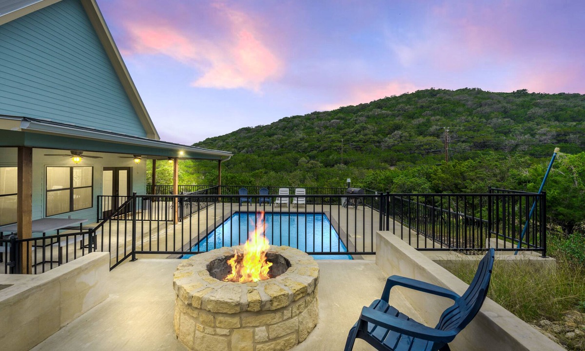 Concan House | Private pool, excellent price, less than 5-minutes to THE Frio River