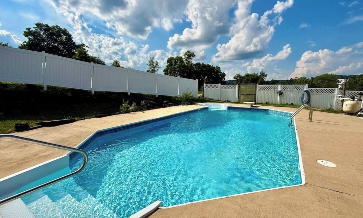 Mount Jackson House | Private Pool | HotTub | Sauna | Wineries | Hikes