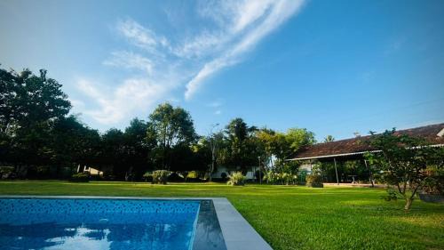 Alwaye Resort | Private Pool Lakeside Resort Kochi