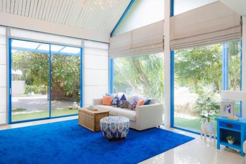 Pak Kret Villa | Private Pool Party Villa games Karaoke,